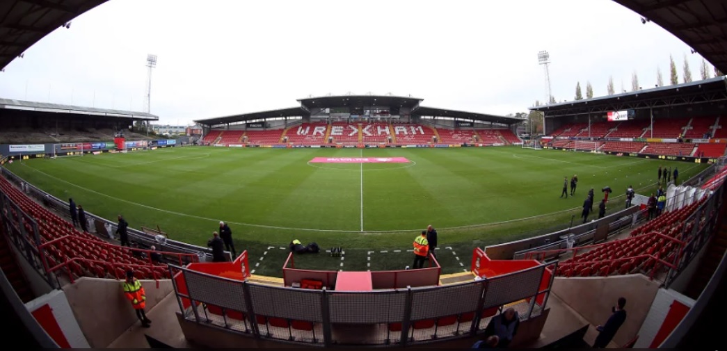 Racecourse Ground Guide